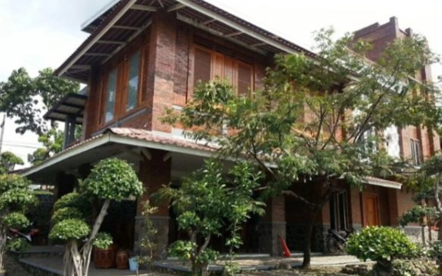 Villa Mediana