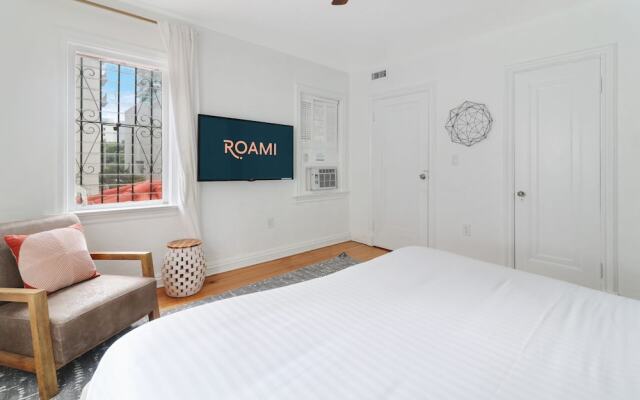 Roami at Edgewater Place
