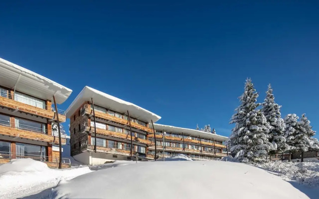 Serene Alpine Stay for 6 Guests