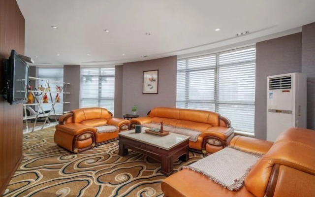 Renxin Hotel