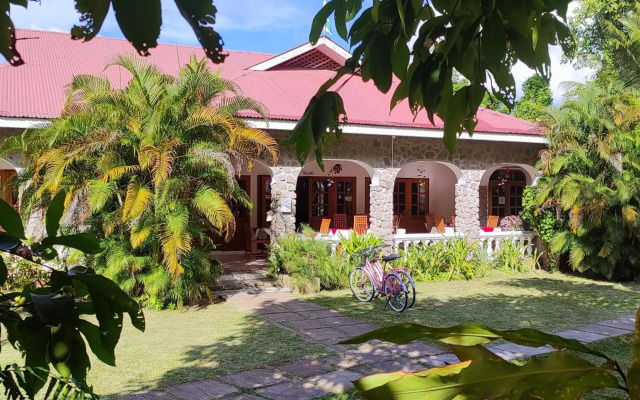 Villa Rafia Guesthouse