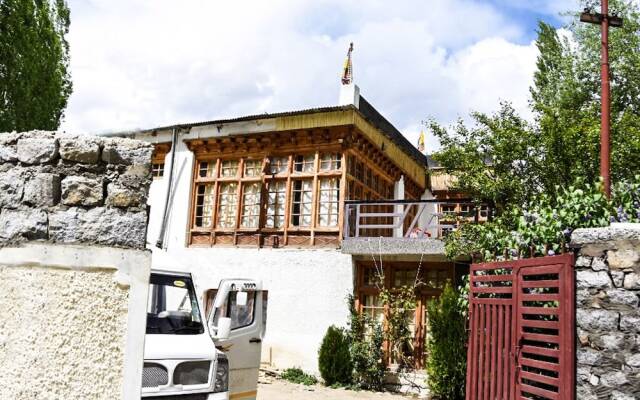 Shorkhan Guest House