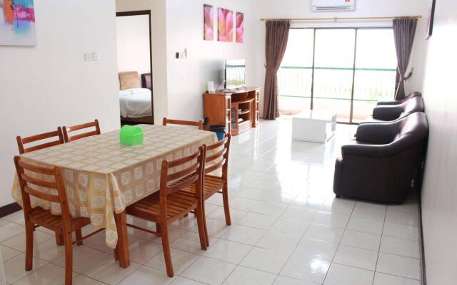 Jack's CondoApartment @ Marina Court Resort Condominium