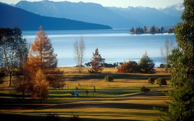 Distinction Te Anau Hotel And Villas