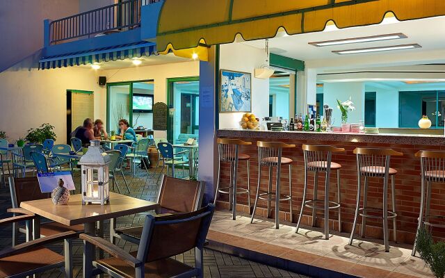 Bella Vista Apartments