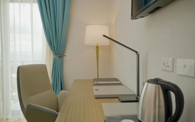 Stay Easy Plus Hotel