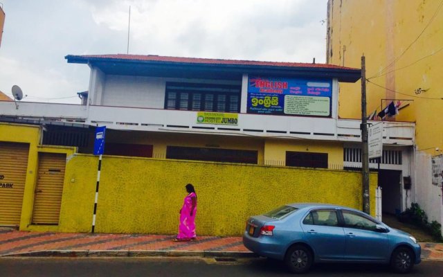 Colombo city jumbo hostel