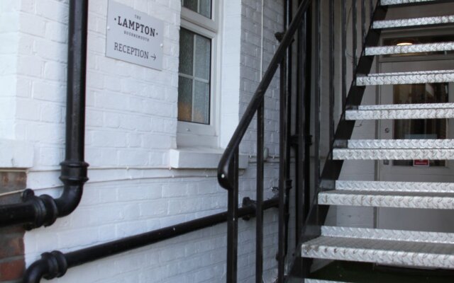 Lampton Hotel