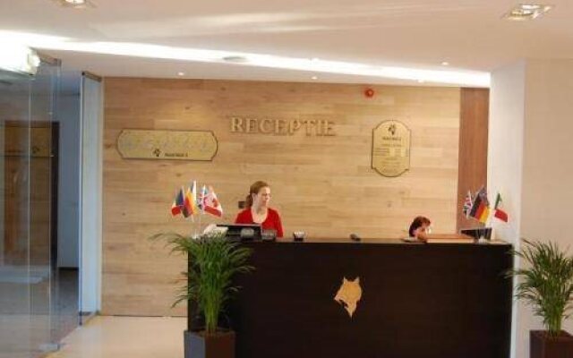 Hotel Wolf 2
