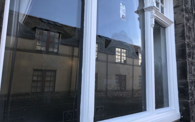 The Cobbled Yard Hotel