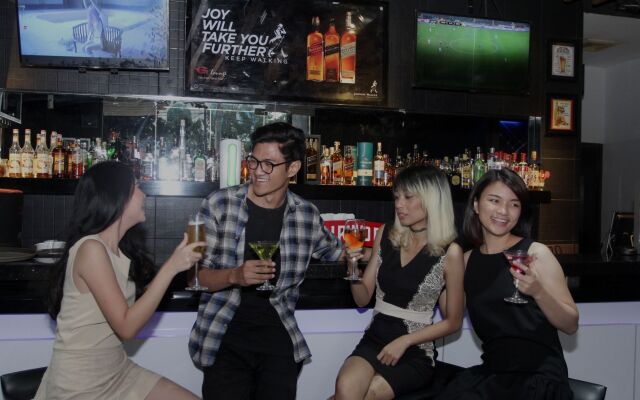 G Suites Hotel by AMITHYA