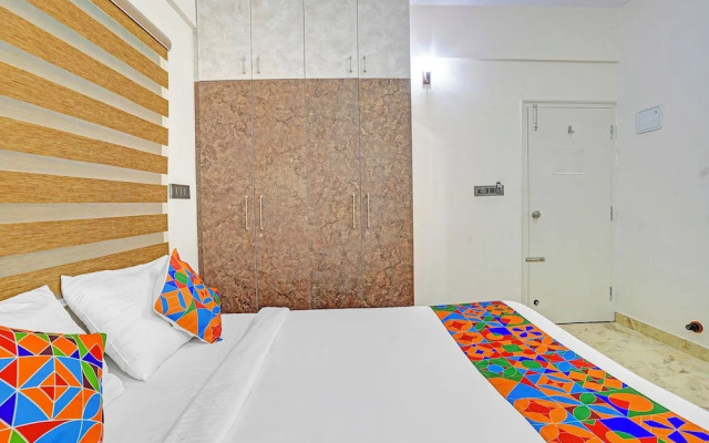 Fabhotel Metro Grand