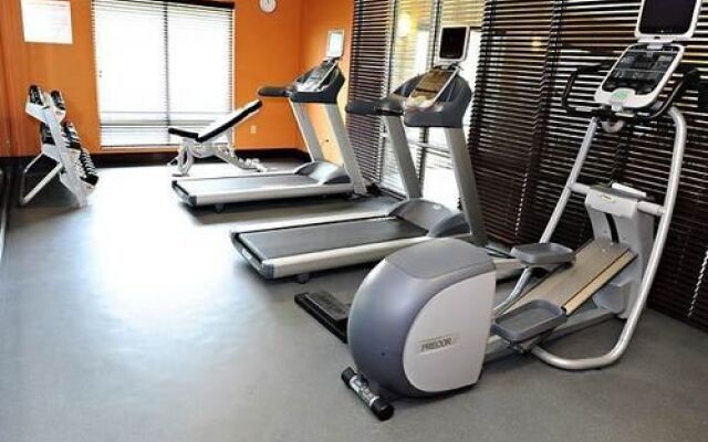 Fairfield Inn & Suites Slippery Rock