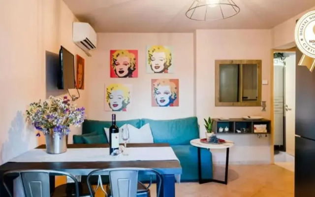 Urban Living Minicasa Nomad - Kalamata s Hideaway