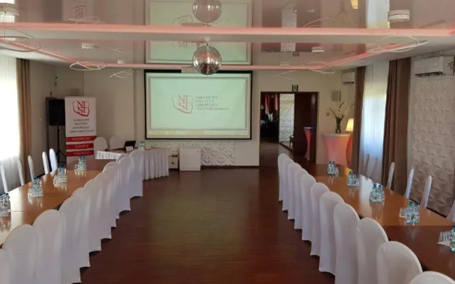 Route One - Restauracja & Pokoje Hotelowe