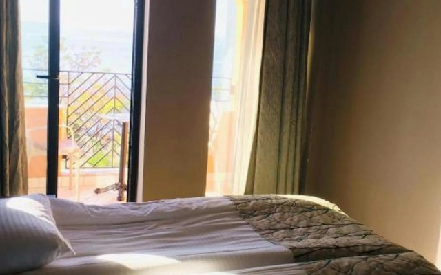 Nebilux Hotel