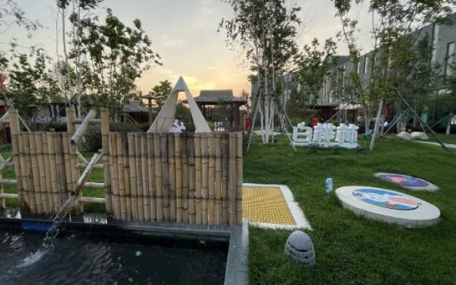 Yimihuahai Homestay (Shanhai Plaza Magic Hot Spring)