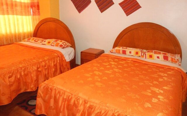 Candis House Puno