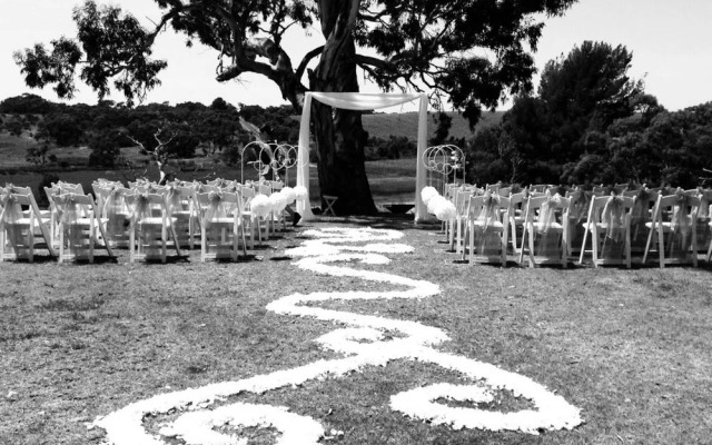 One Paddock Currency Creek Winery Villas