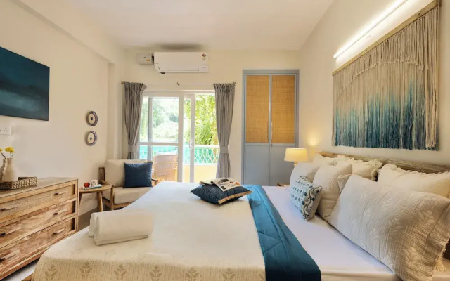 Alaya Stays Veera Marina 1BHK with Pool