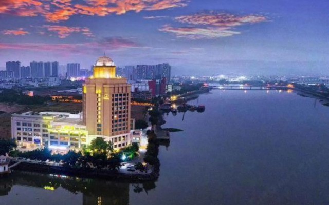 Sanbu Holiday Hotel