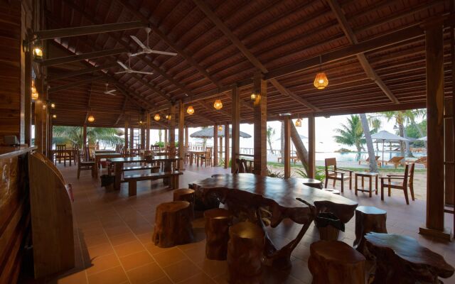 Mango Beach Resort