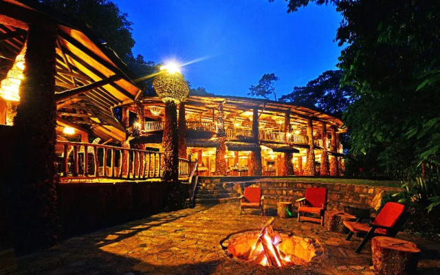 Rainforest Lodge Mabira by GEO