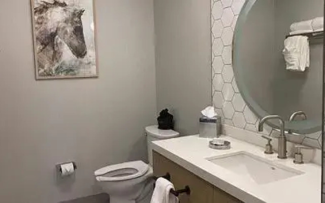 Oak Grove Racing Gaming & Hotel