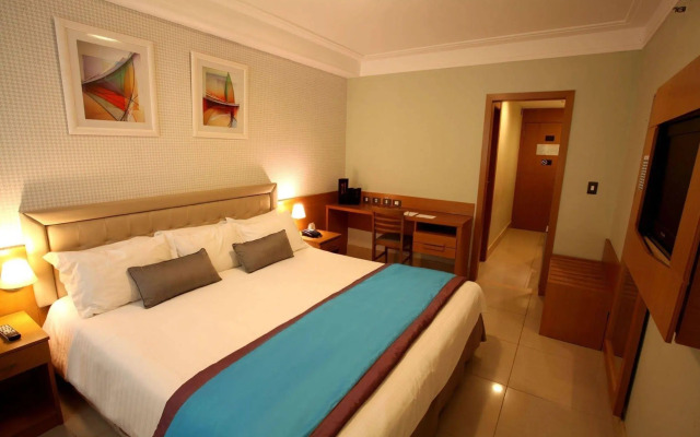 Royal Macaé Palace Hotel