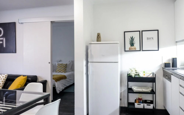 01 Nice Flat by Olivais