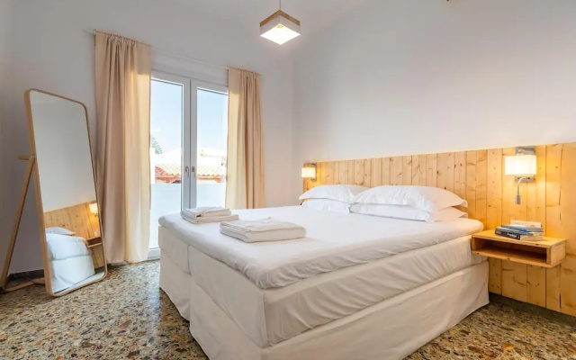White Rock Milos Suites