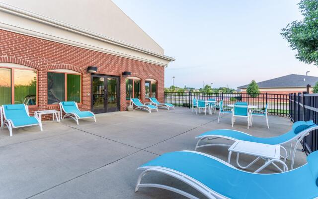 Holiday Inn Express & Suites - O'Fallon /Shiloh by IHG