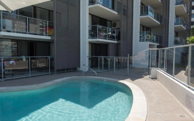 Merrima Court Holidays