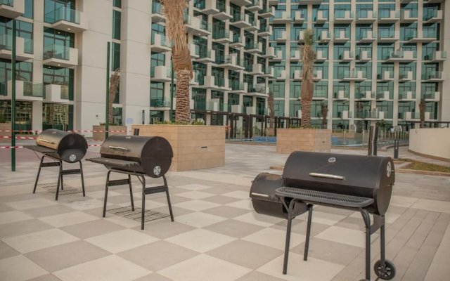 Comfy Apartment at Al Jaddaf With a Nice View - MHH