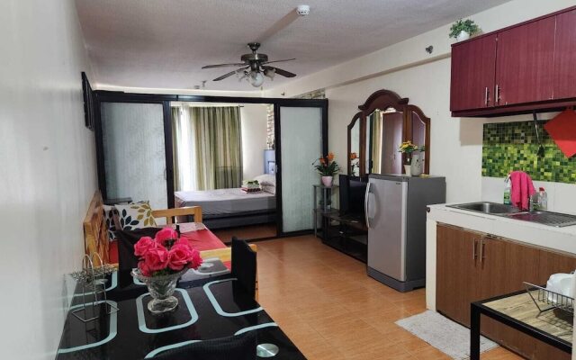 1 Bedroom Condo at One Oasis Condominuim