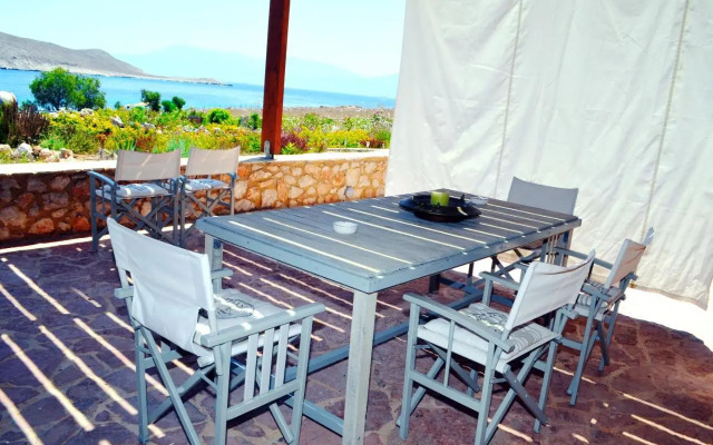 Belvedere private luxury beach villa