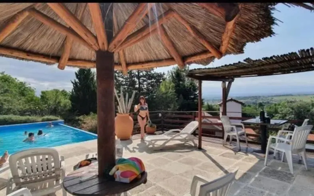 Posada del Halcón - Cabañas y Suites
