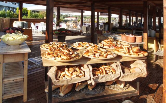 Ceshme Plus Hotel