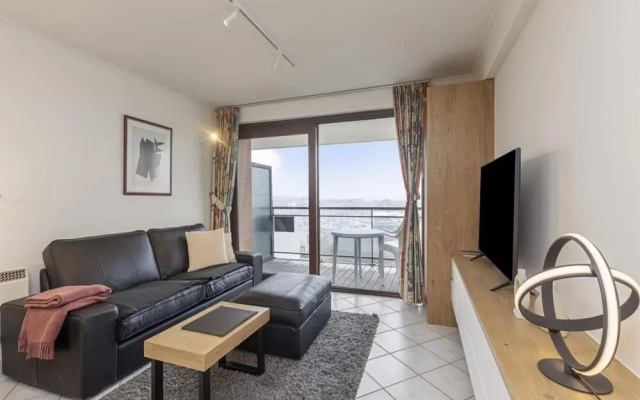 Apartment in Blankenberge With Terrace