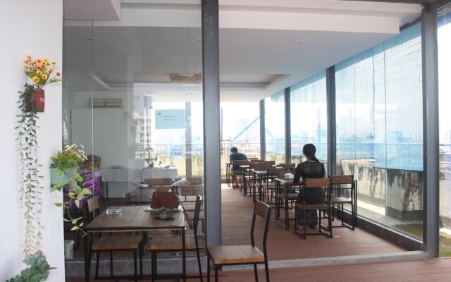 Sky Hotel