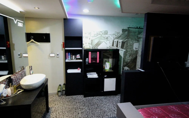 Toc Motel