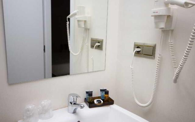 Suites Boutique Jardines del Montornés