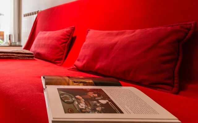 Venice Canal View Boutique Apartment