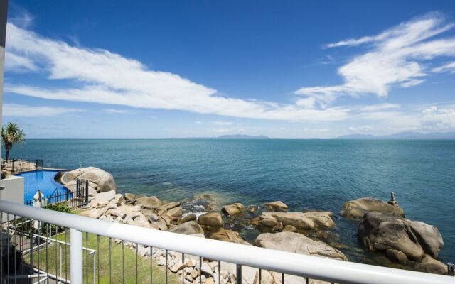 1 Bright Point Apartment 4202