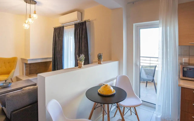 V Luxury Apartment 1