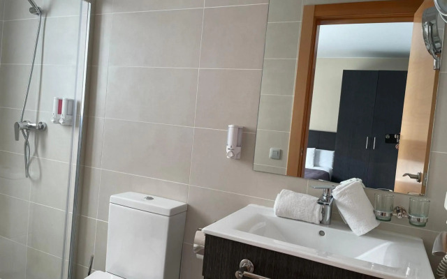 U232 Hotel