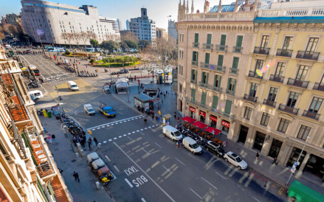 Plaça Catalunya/Rda.Universidad