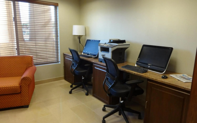 Country Inn & Suites by Radisson, Dearborn, MI