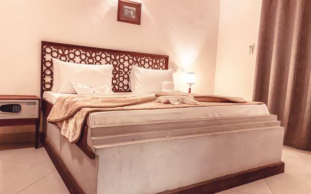 Smiles Stone Town Hotel
