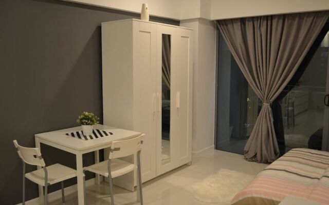 Mercu Summer Suite KLCC by Fervent